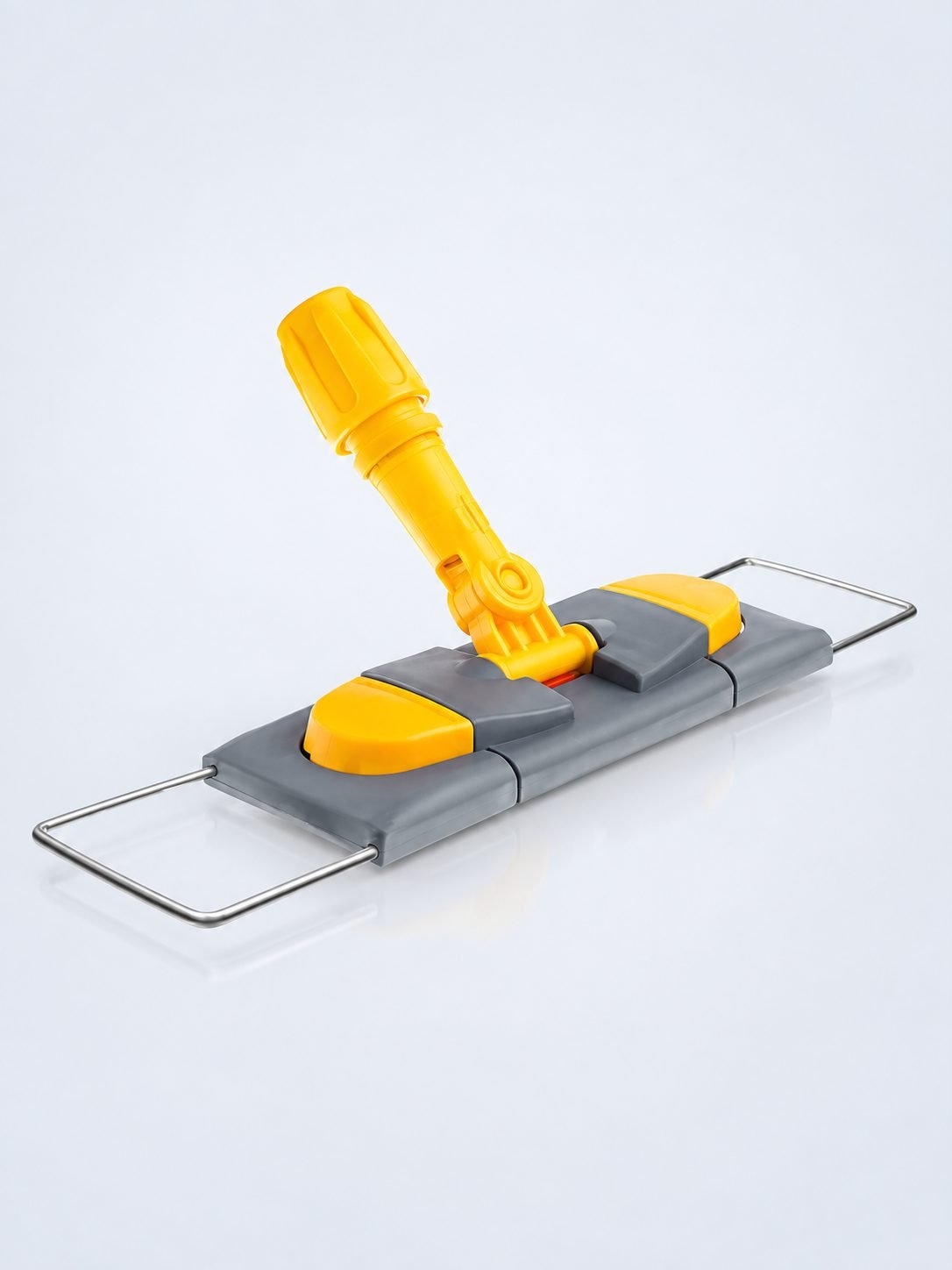 Suport metalic pentru mop plat profesional 40 cm, cu buzunare, galben – Igienă optimizată pentru băi și suprafețe sanitare